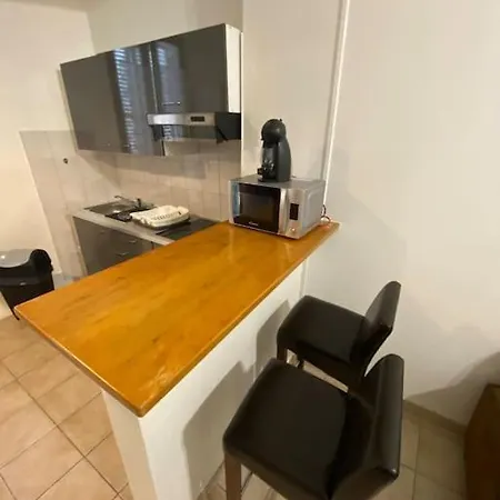 Le Beau-Repaire De Sens Apartment Exterior photo