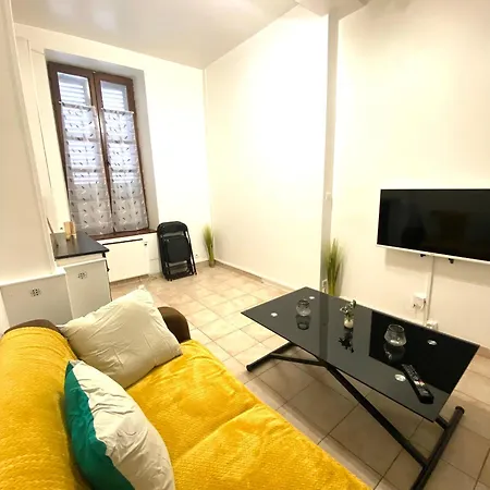 Le Beau-Repaire De Sens Apartment Exterior photo